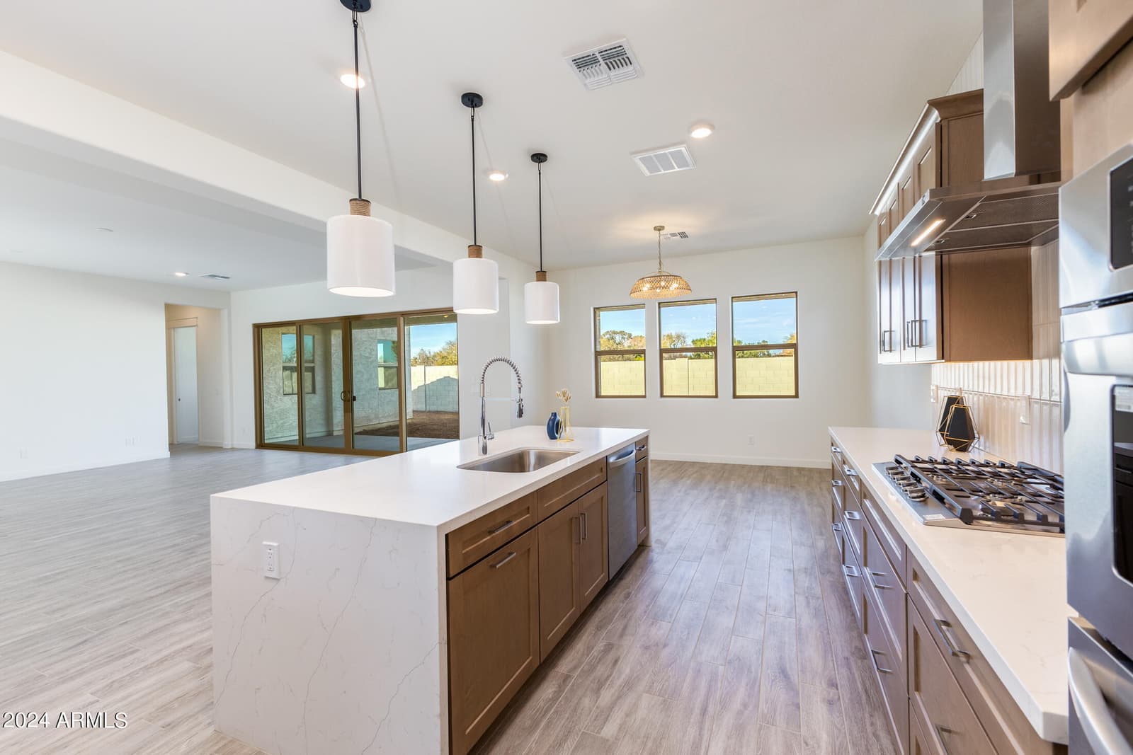7550 W GELDING Drive, Peoria, AZ 85381 — photo 22 of 45