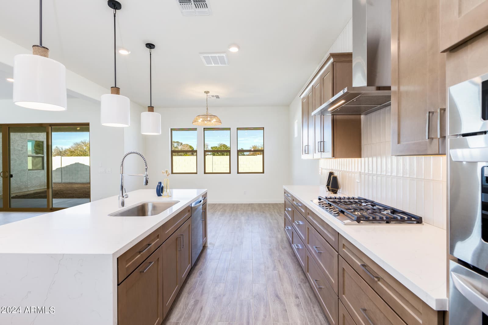 7550 W GELDING Drive, Peoria, AZ 85381 — photo 23 of 45