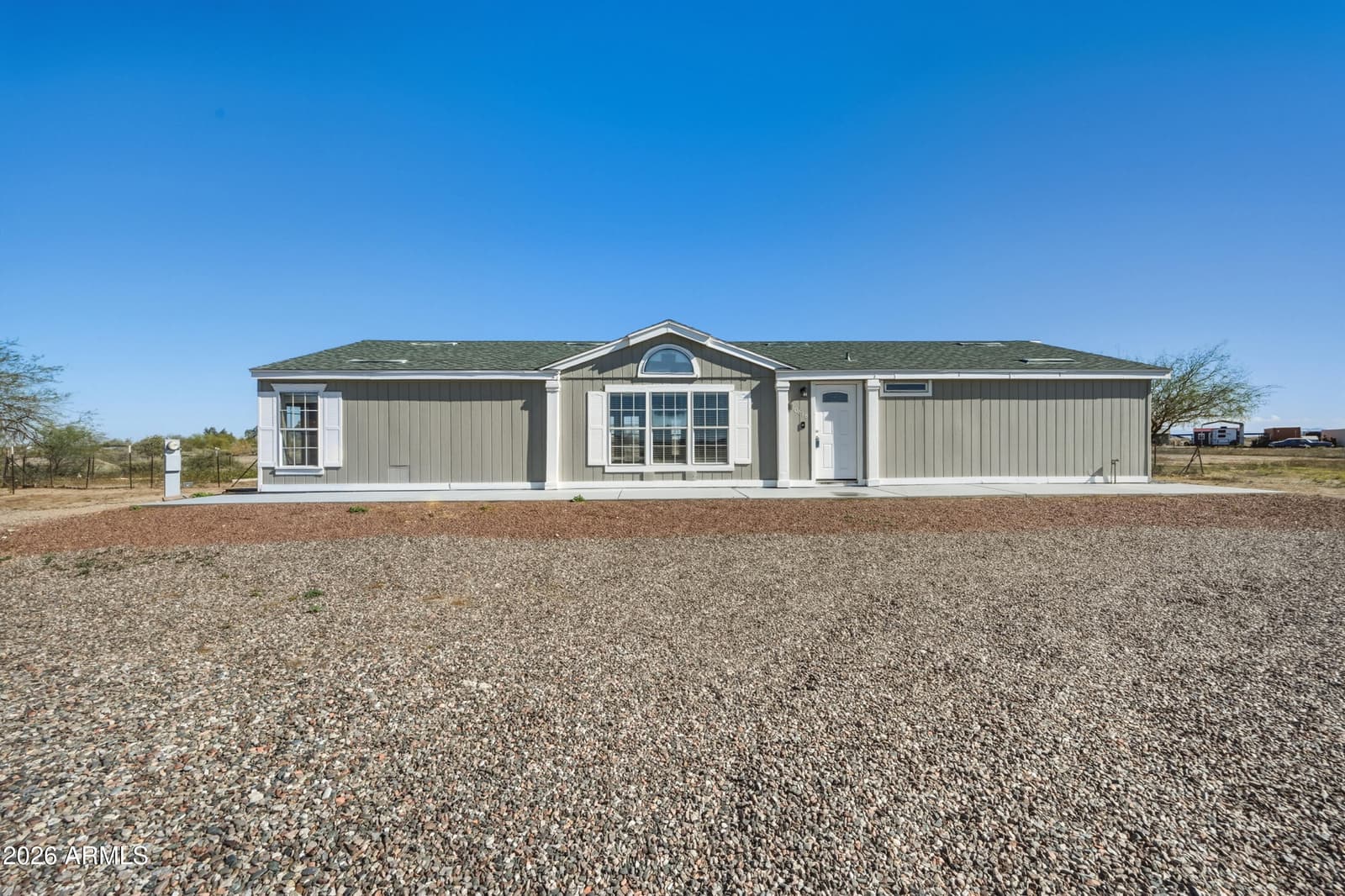 10618 W PRAIRIE Lane, Casa Grande, AZ 85193 — photo 3 of 37