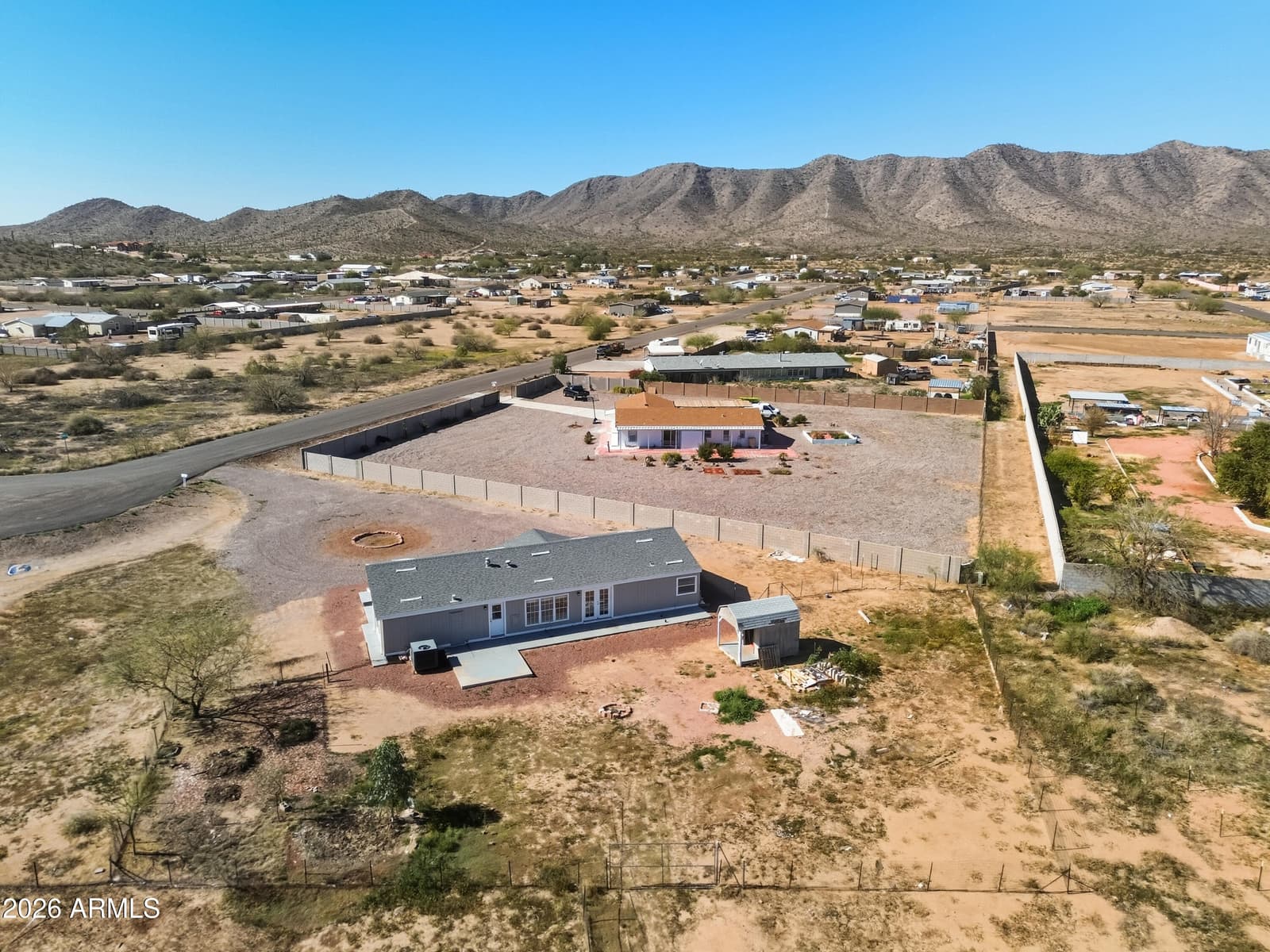 10618 W PRAIRIE Lane, Casa Grande, AZ 85193 — photo 4 of 37