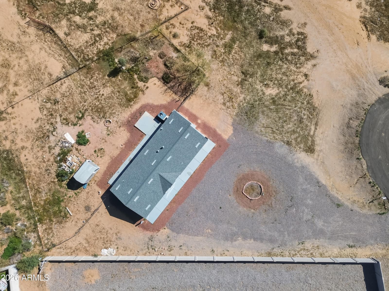 10618 W PRAIRIE Lane, Casa Grande, AZ 85193 — photo 10 of 37