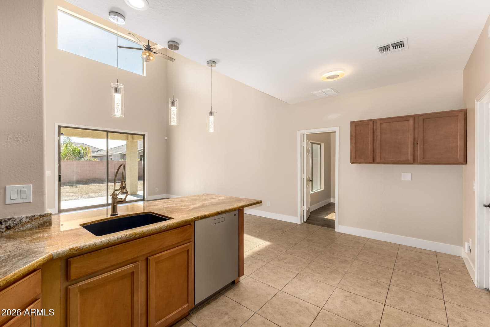 10625 E Knowles Avenue, Mesa, AZ 85209 — photo 13 of 38