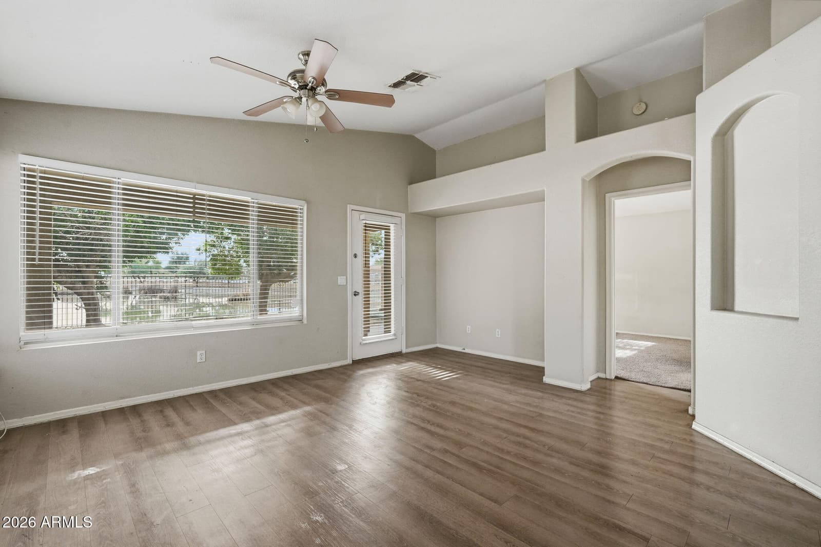 2049 N 109TH Avenue, Avondale, AZ 85392 — photo 5 of 31