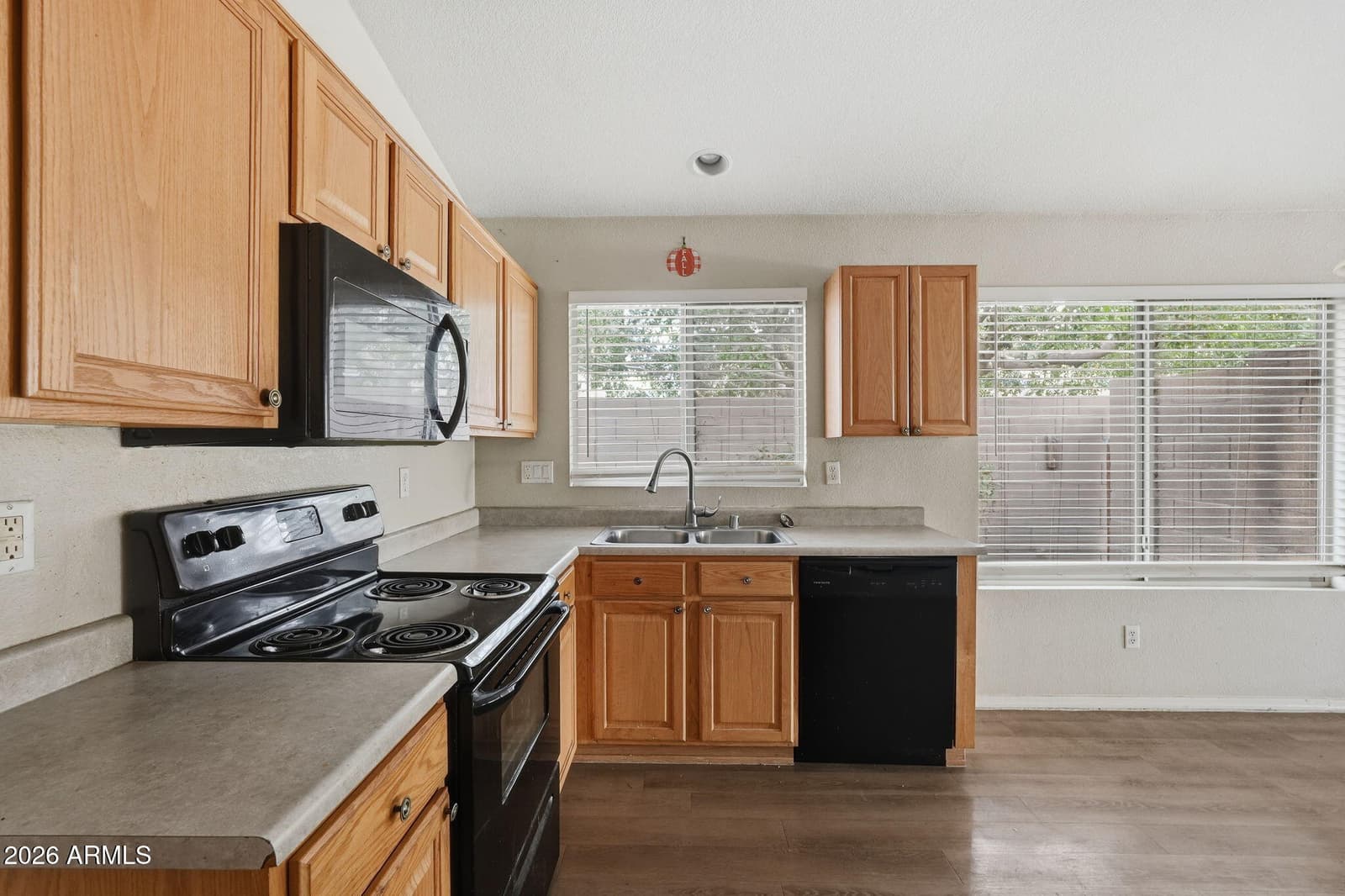 2049 N 109TH Avenue, Avondale, AZ 85392 — photo 11 of 31