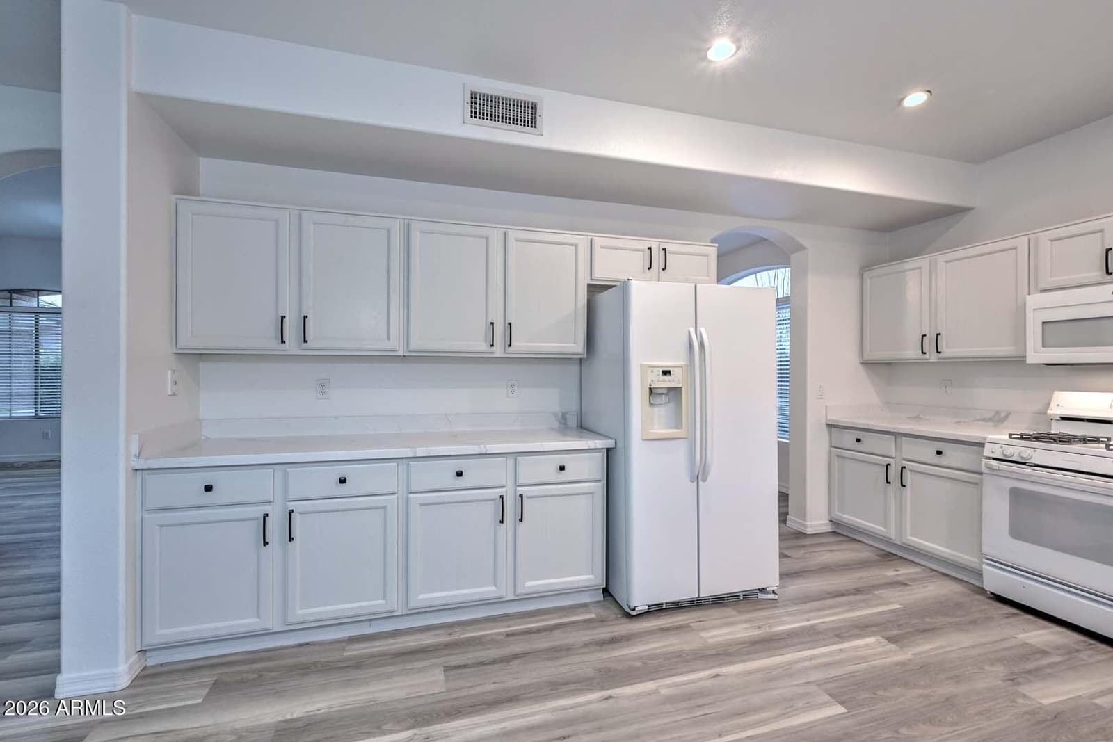 26435 N 42ND Place, Phoenix, AZ 85050 — photo 13 of 66