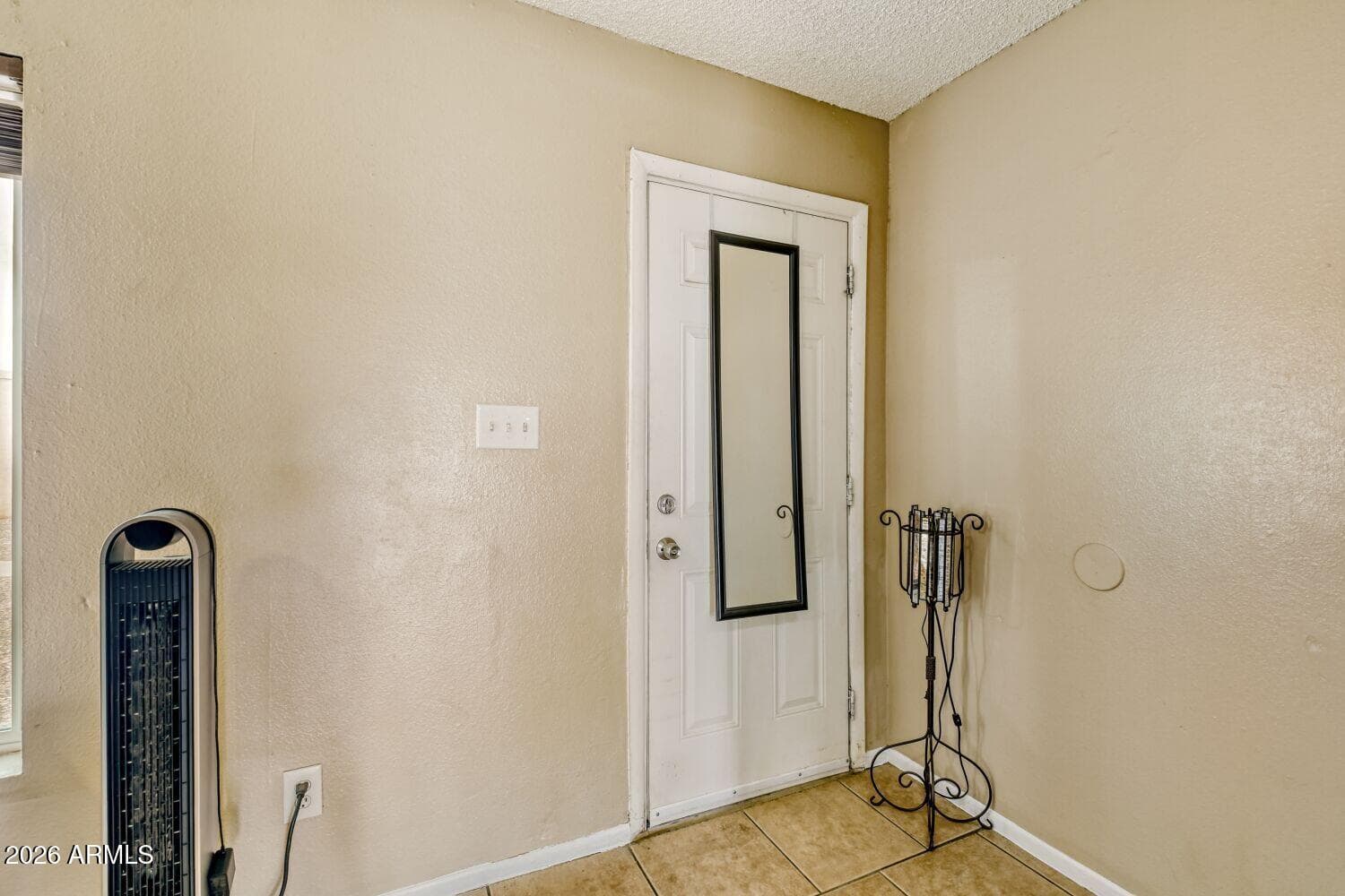 4625 W Thomas Road 39, Phoenix, AZ 85031 — photo 5 of 27