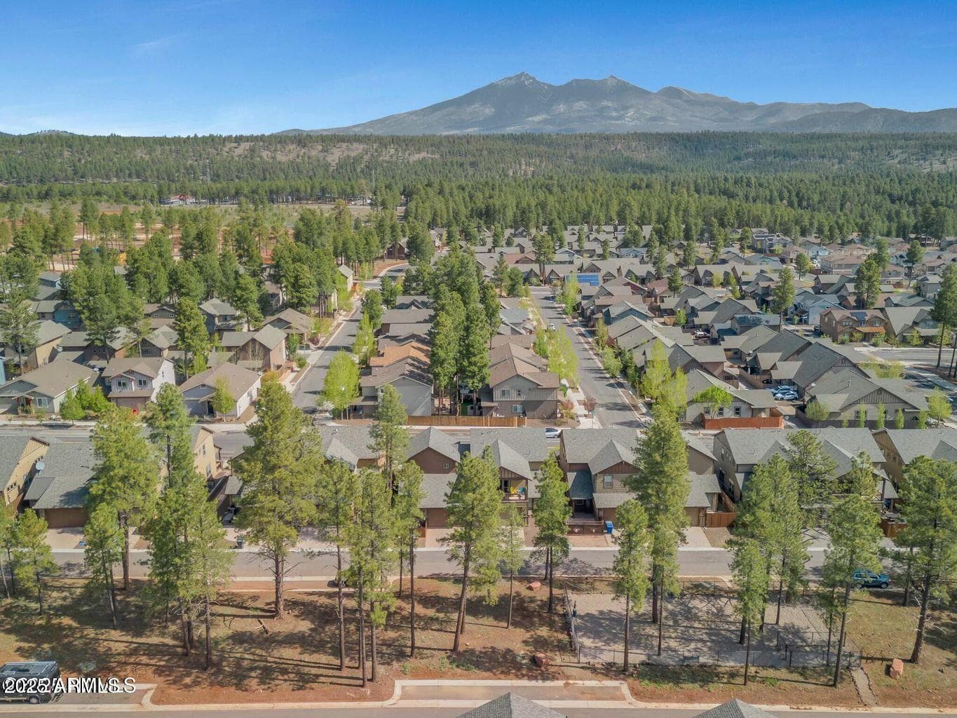 2477 W MISSION TIMBER Circle, Flagstaff, AZ 86001 — photo 17 of 77