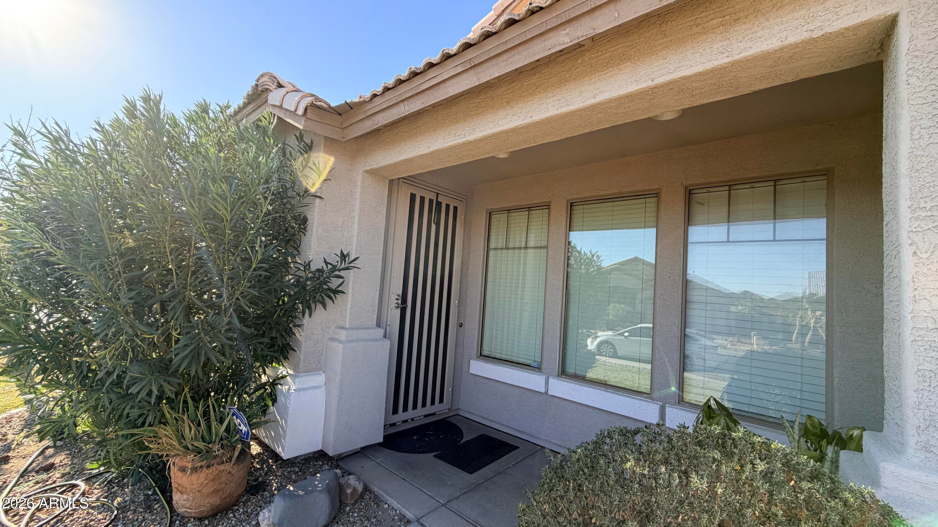 10894 W DAVIS Lane, Avondale, AZ 85323 — photo 3 of 60