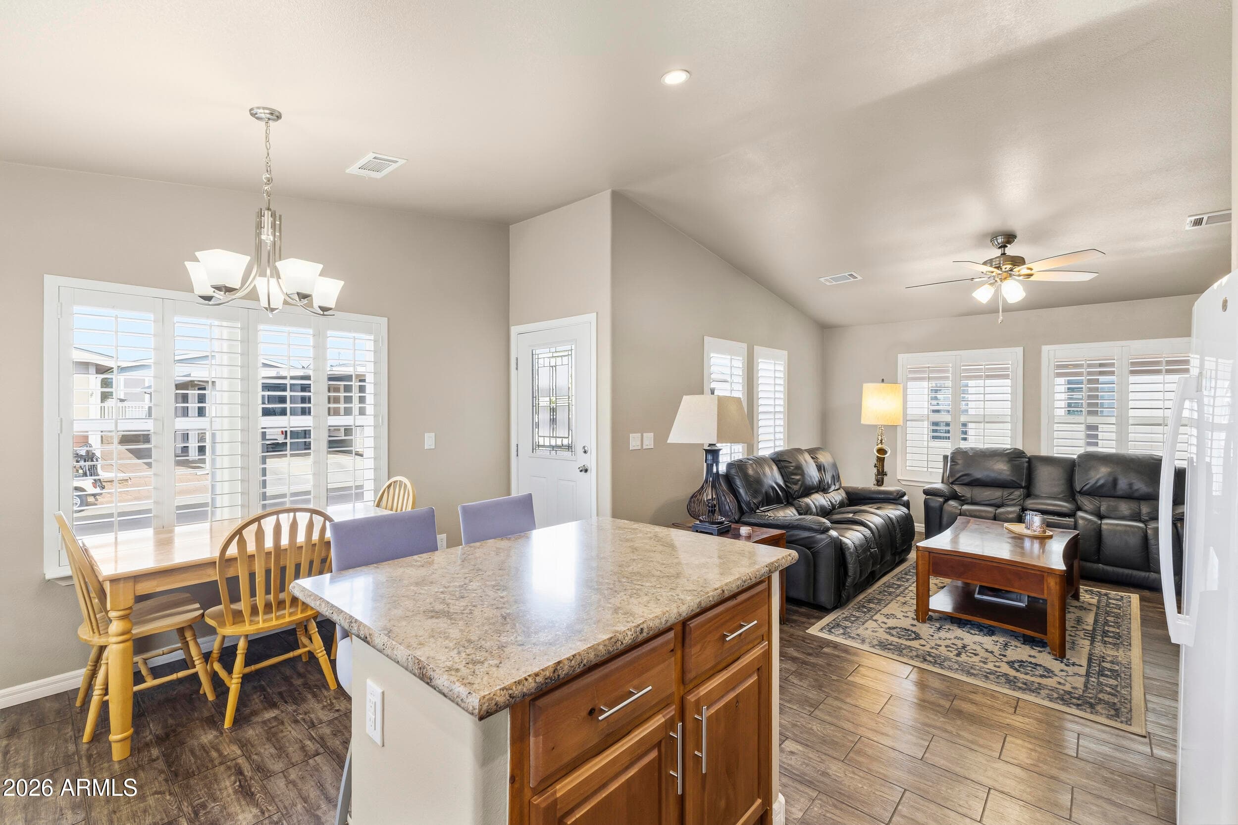 650 N Hawes Road Road 3509, Mesa, AZ 85207 — photo 10 of 42
