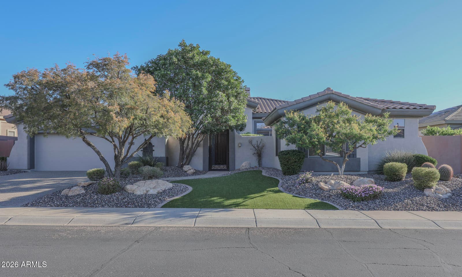 41907 N MOSS SPRINGS Road, Anthem, AZ 85086 — photo 41 of 86