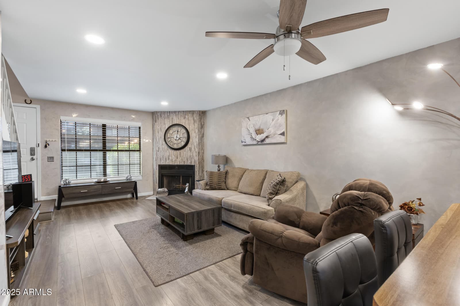 4901 E KELTON Lane 1052, Scottsdale, AZ 85254 — photo 8 of 44