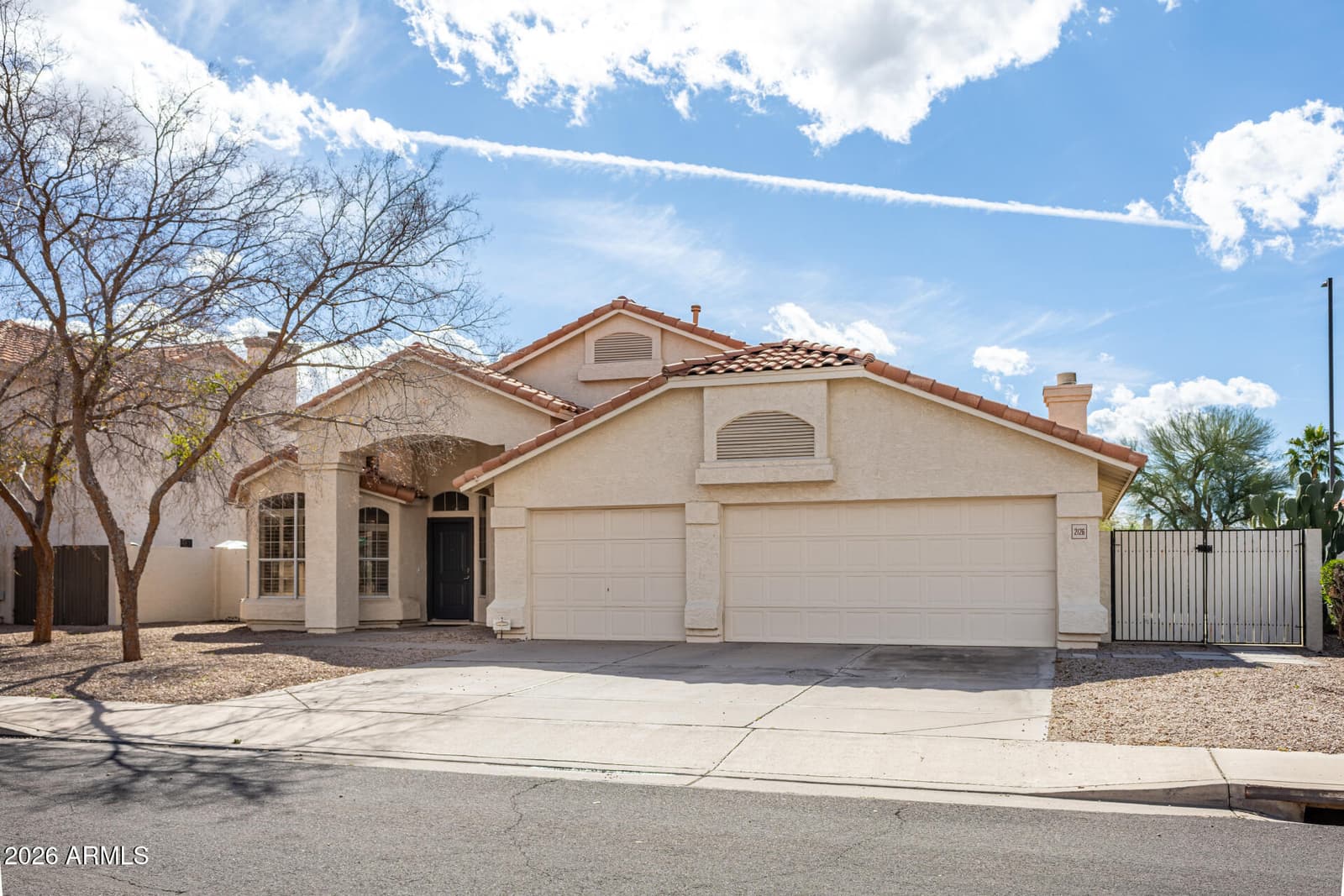 2126 S RAVEN, Mesa, AZ 85209 — photo 32 of 34