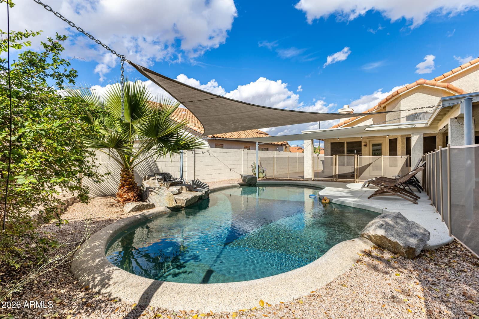 2126 S RAVEN, Mesa, AZ 85209 — photo 1 of 34
