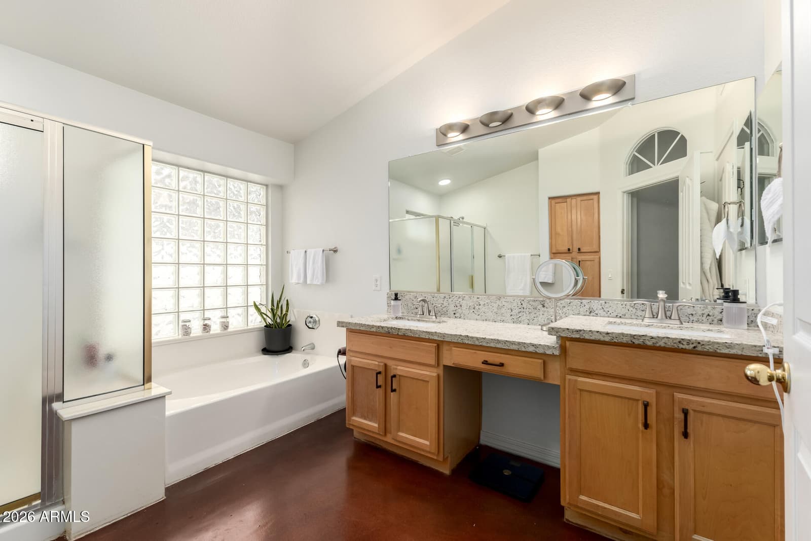 2126 S RAVEN, Mesa, AZ 85209 — photo 17 of 34