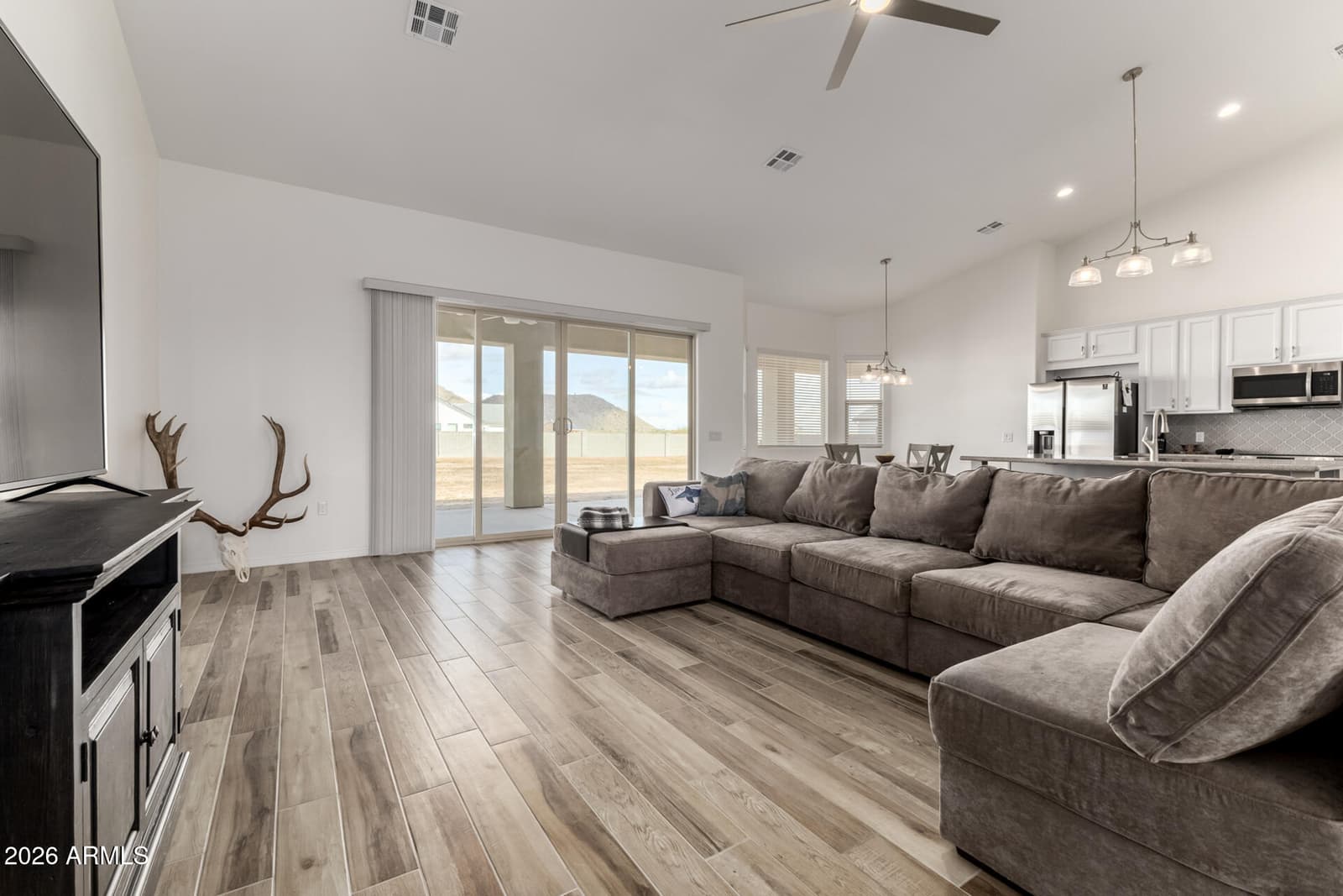 9110 W GARNET MOUNTAIN Drive, Casa Grande, AZ 85194 — photo 16 of 46