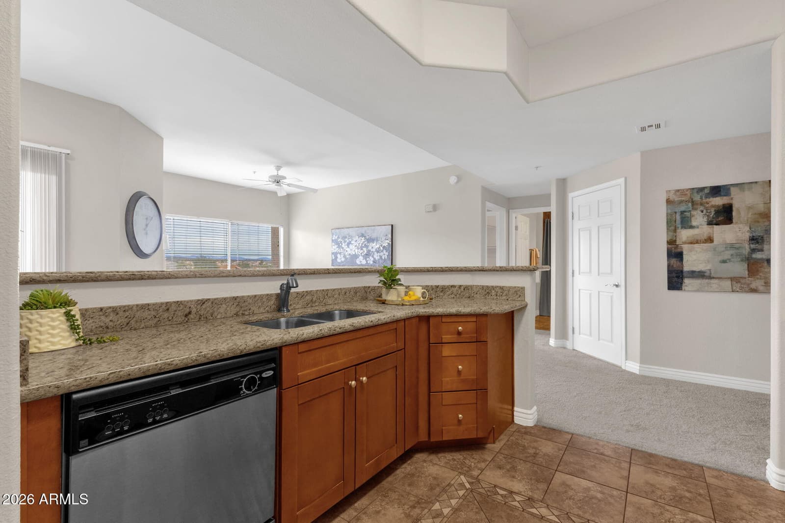 13700 N FOUNTAIN HILLS Boulevard 338, Fountain Hills, AZ 85268 — photo 6 of 35