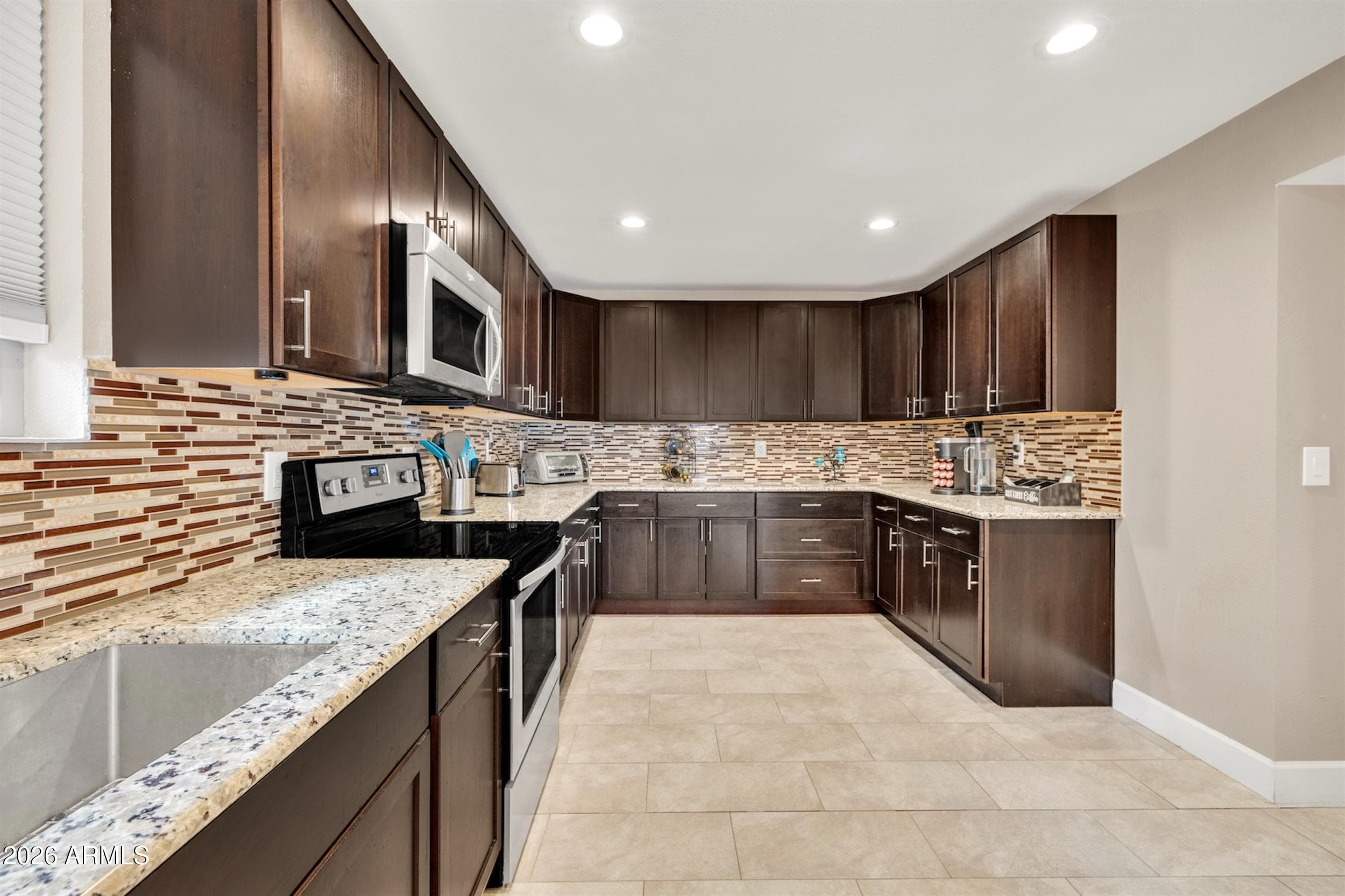 26409 S SADDLETREE Drive, Sun Lakes, AZ 85248 — photo 17 of 47
