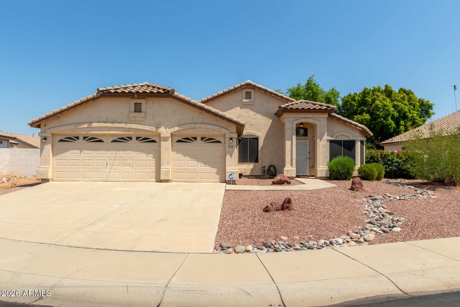 8364 W STELLA Way, Glendale, AZ 85305 — photo 42 of 43