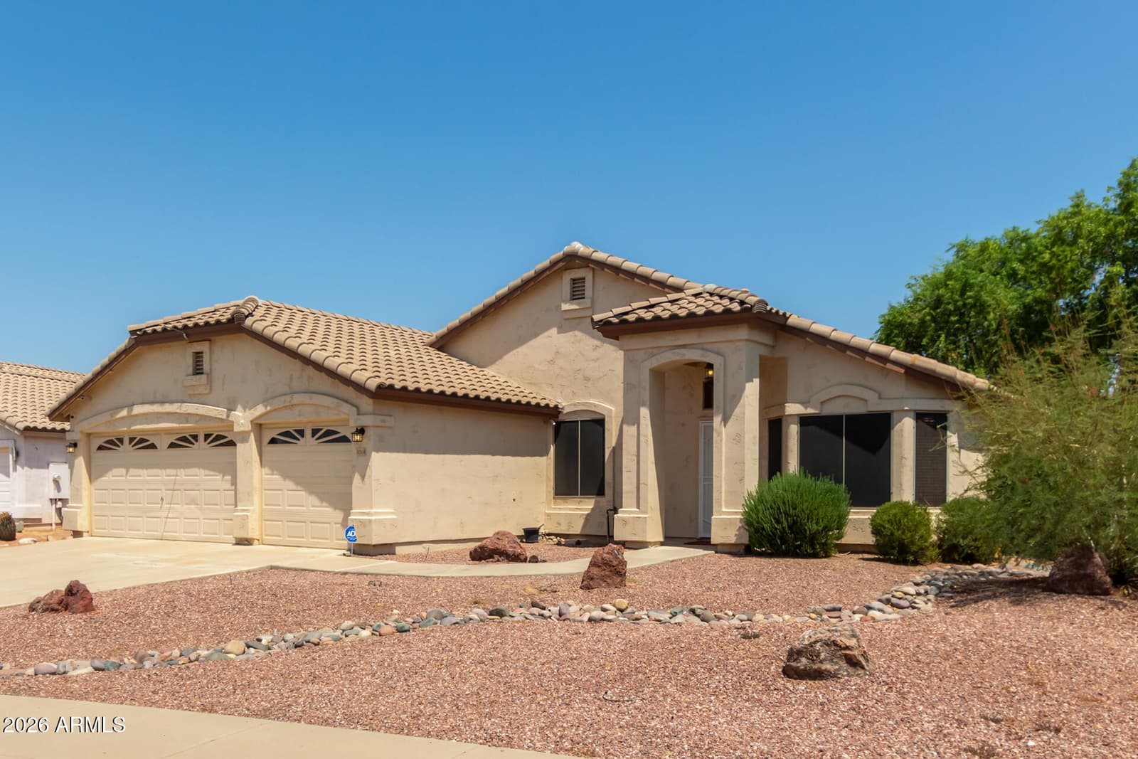 8364 W STELLA Way, Glendale, AZ 85305 — photo 41 of 43