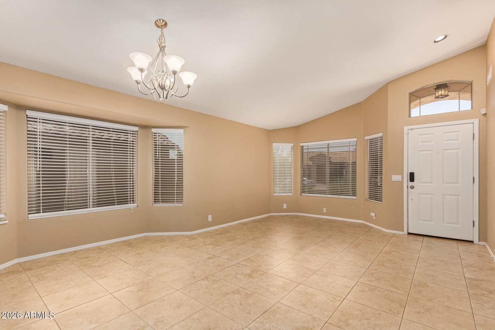 8364 W STELLA Way, Glendale, AZ 85305 — photo 9 of 43