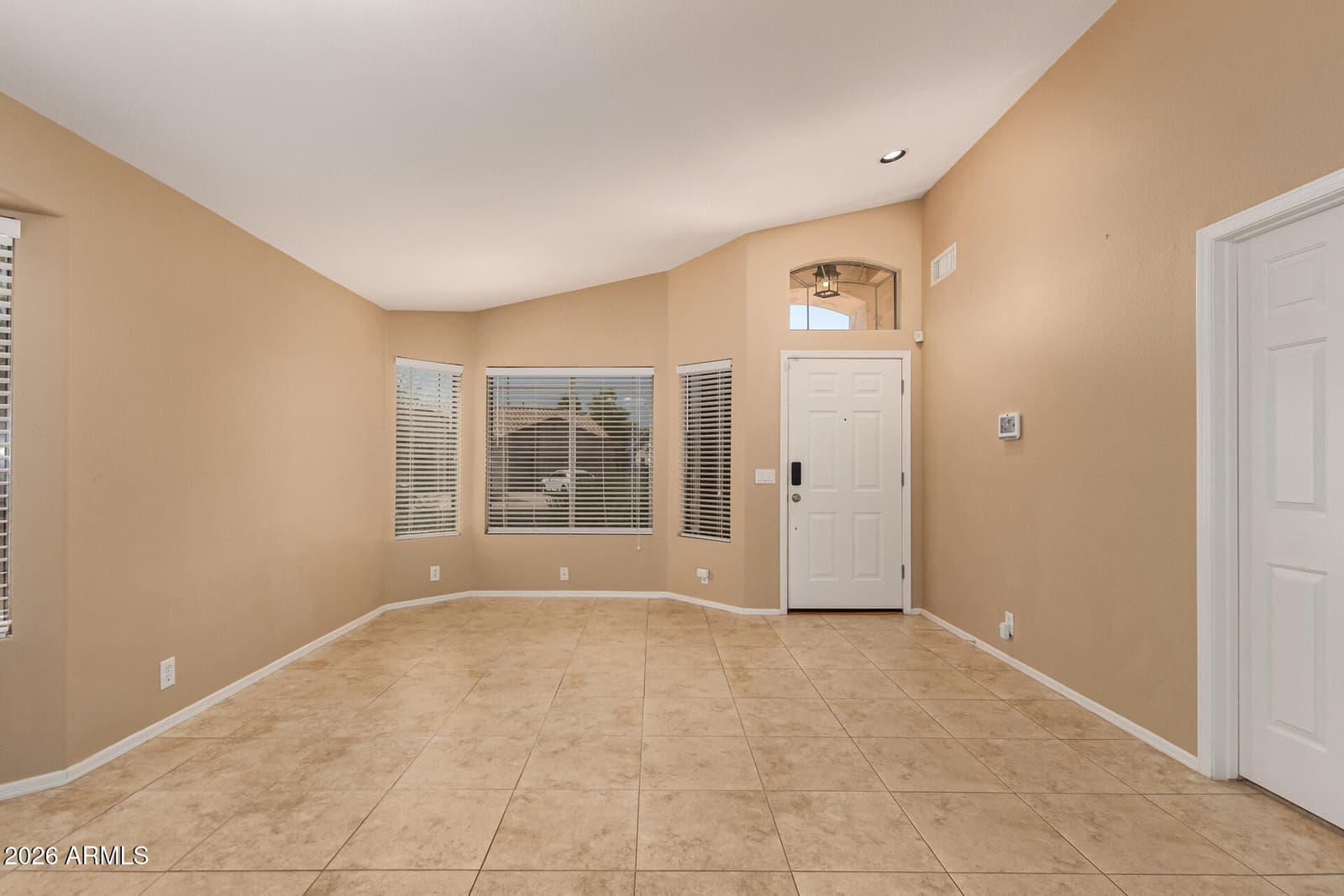 8364 W STELLA Way, Glendale, AZ 85305 — photo 10 of 43