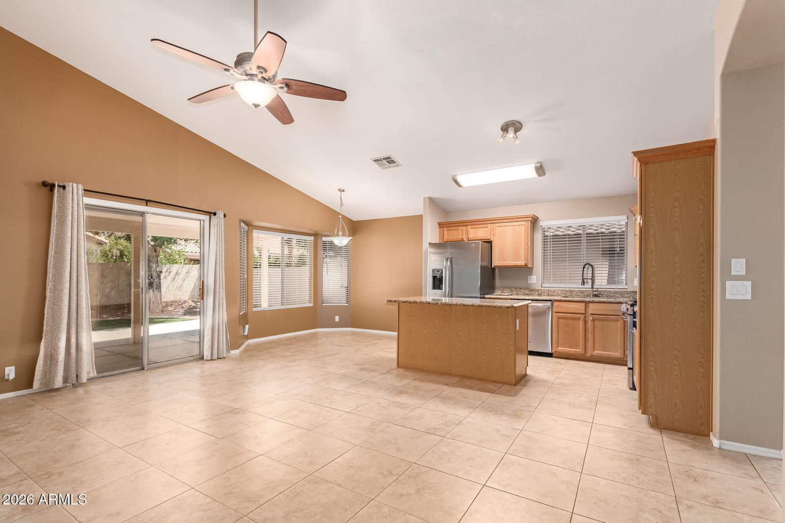 8364 W STELLA Way, Glendale, AZ 85305 — photo 11 of 43