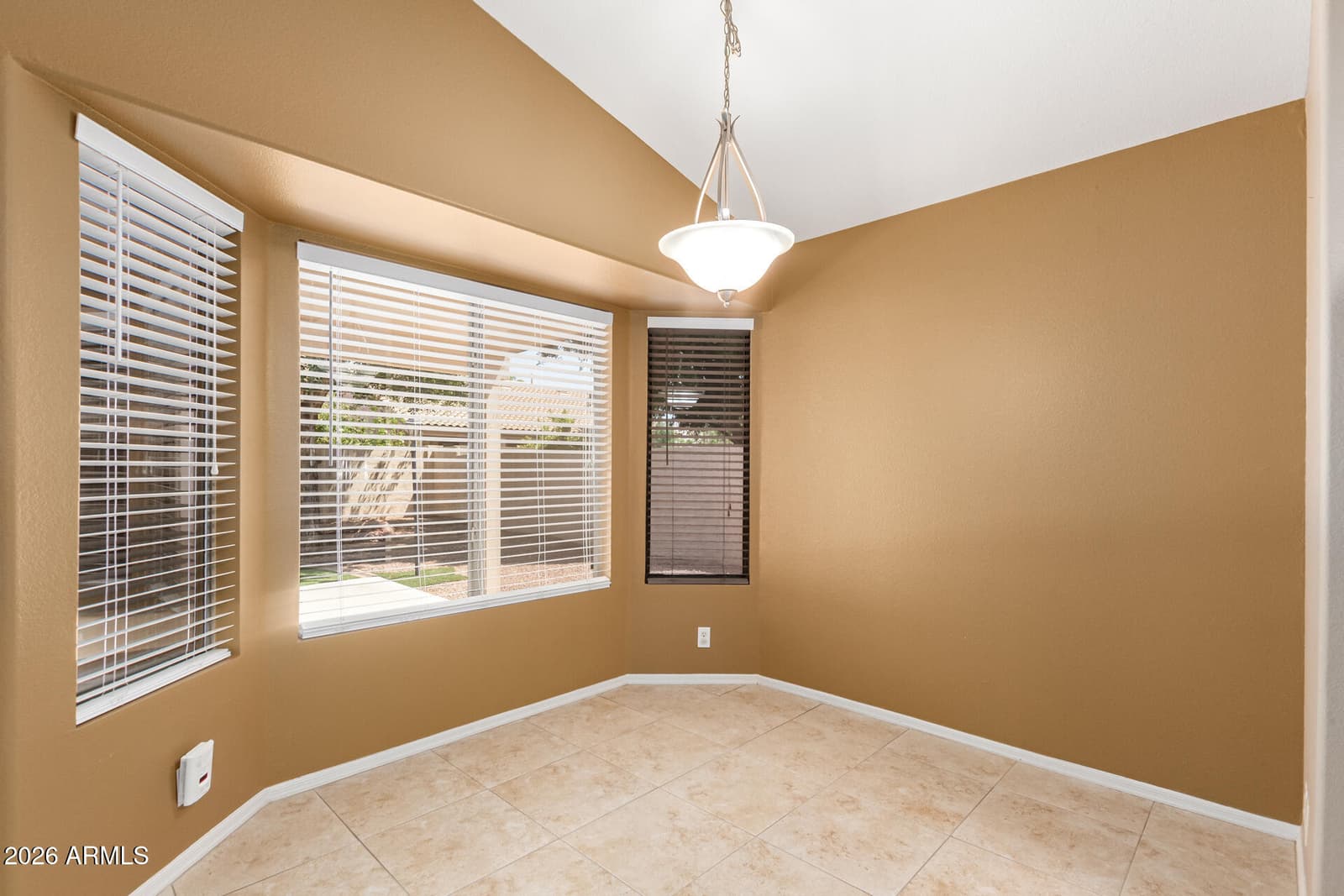 8364 W STELLA Way, Glendale, AZ 85305 — photo 13 of 43