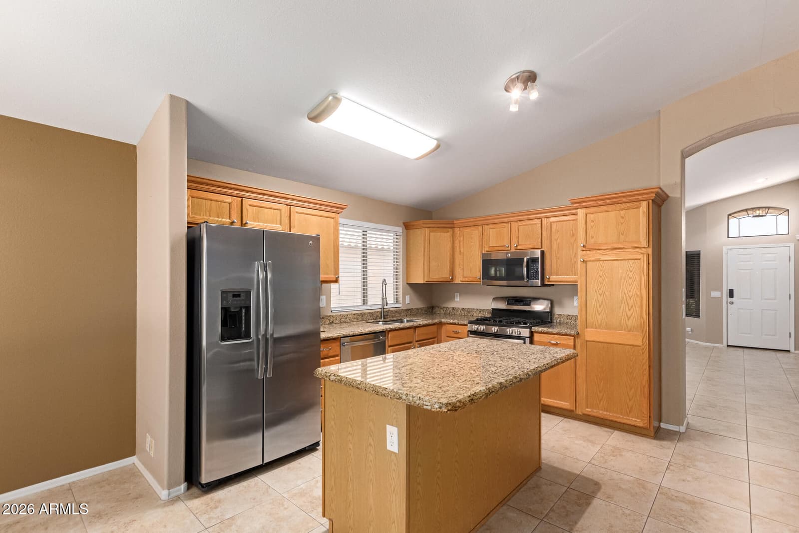 8364 W STELLA Way, Glendale, AZ 85305 — photo 15 of 43