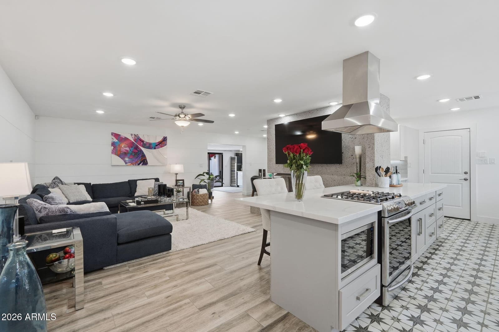 5149 N 34TH Street, Phoenix, AZ 85018 — photo 12 of 69