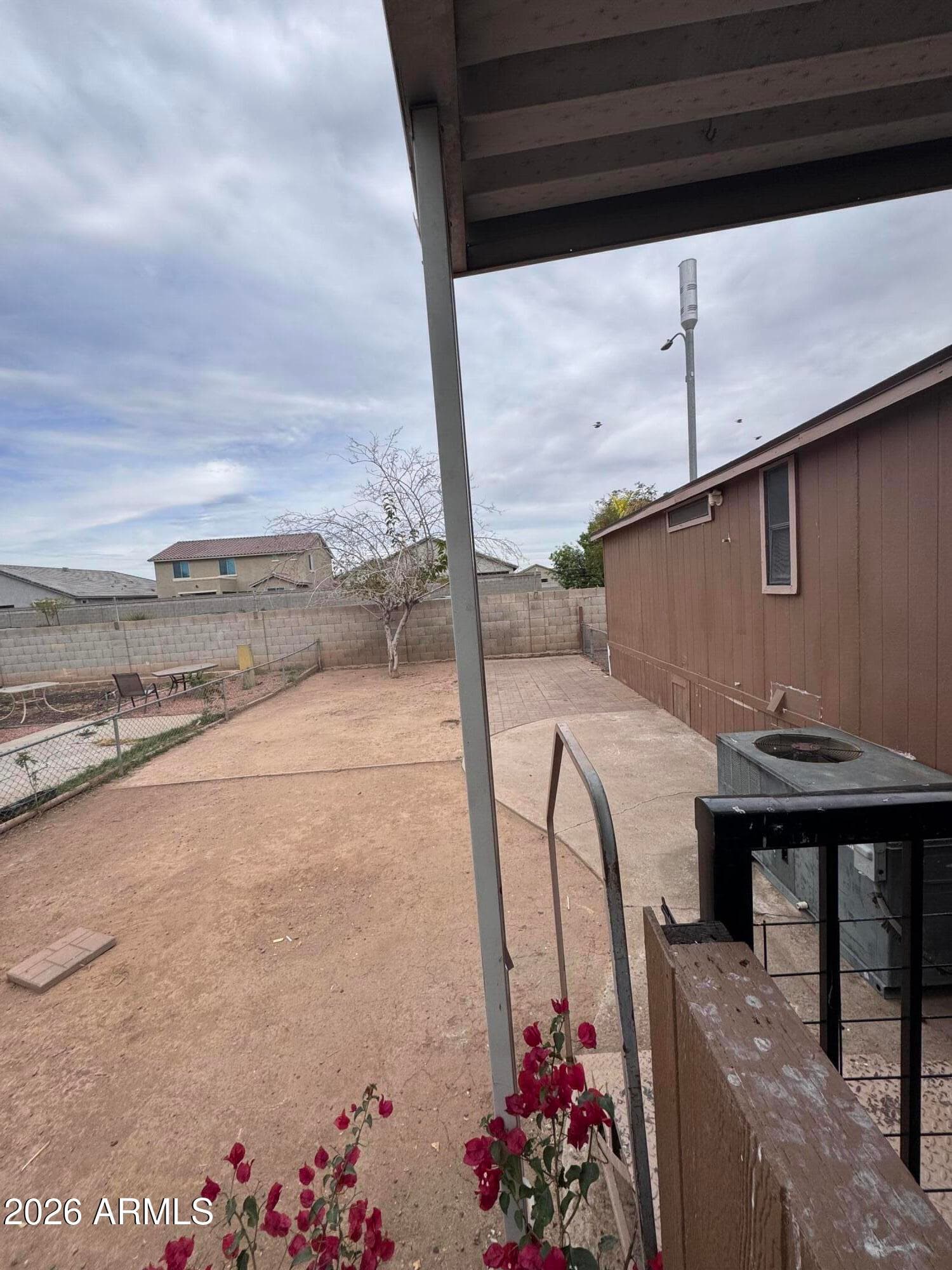 8601 N 71st Avenue 52, Glendale, AZ 85301 — photo 5 of 22