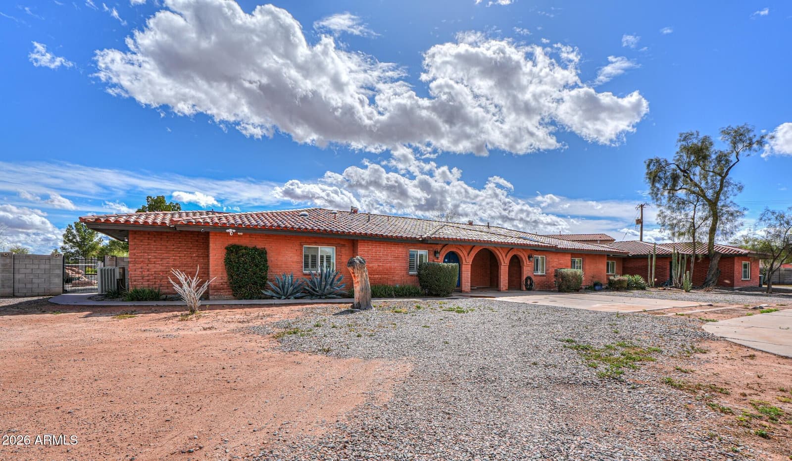 340 N POTTEBAUM Road, Casa Grande, AZ 85122 — photo 2 of 55