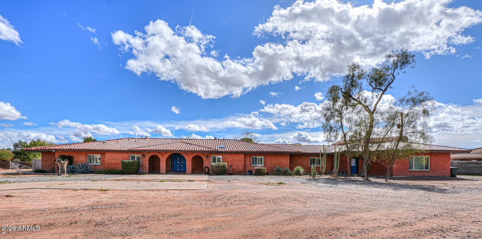 340 N POTTEBAUM Road, Casa Grande, AZ 85122 — photo 4 of 55