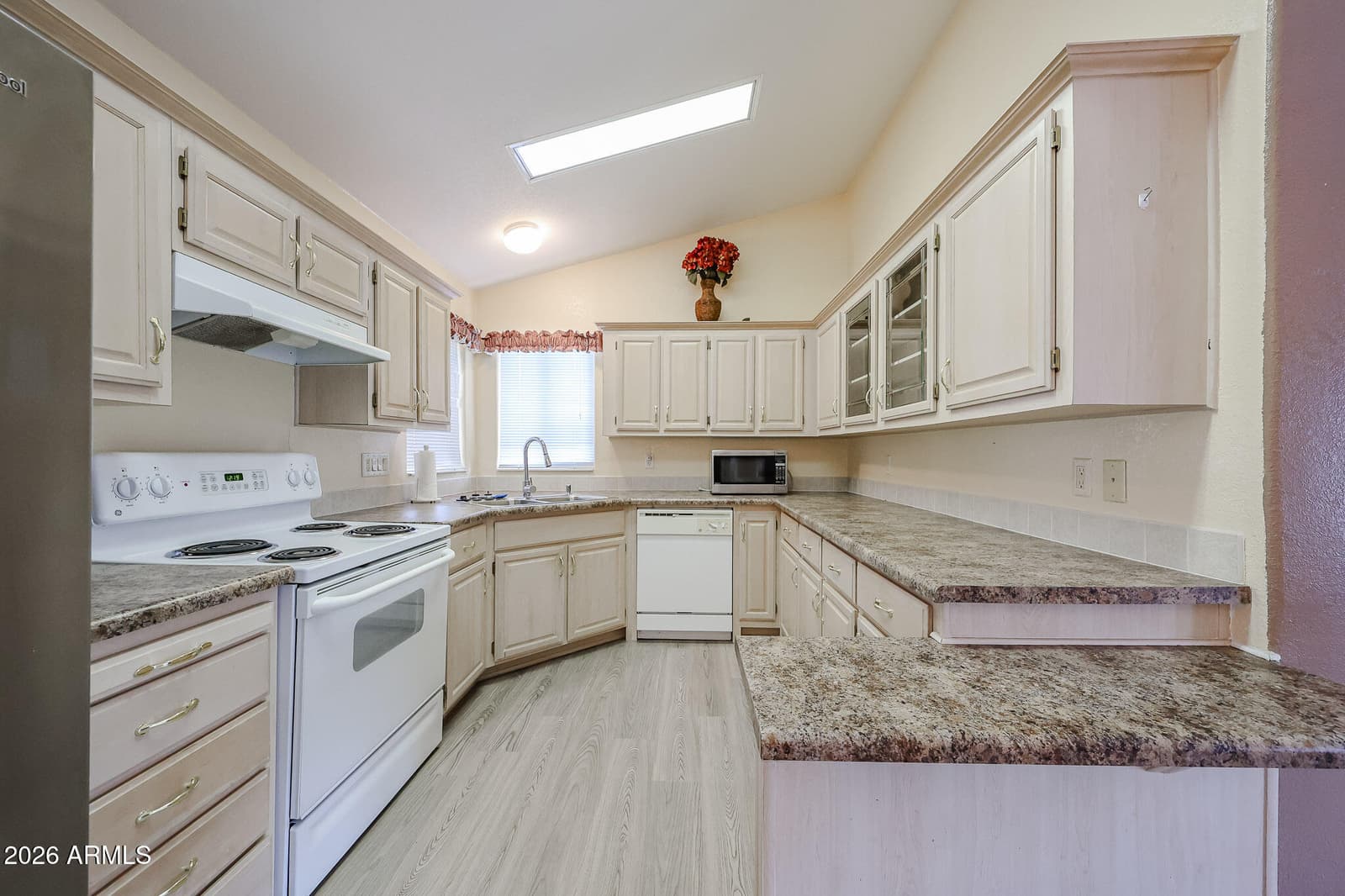 3901 E PINNACLE PEAK Road 153, Phoenix, AZ 85050 — photo 8 of 25