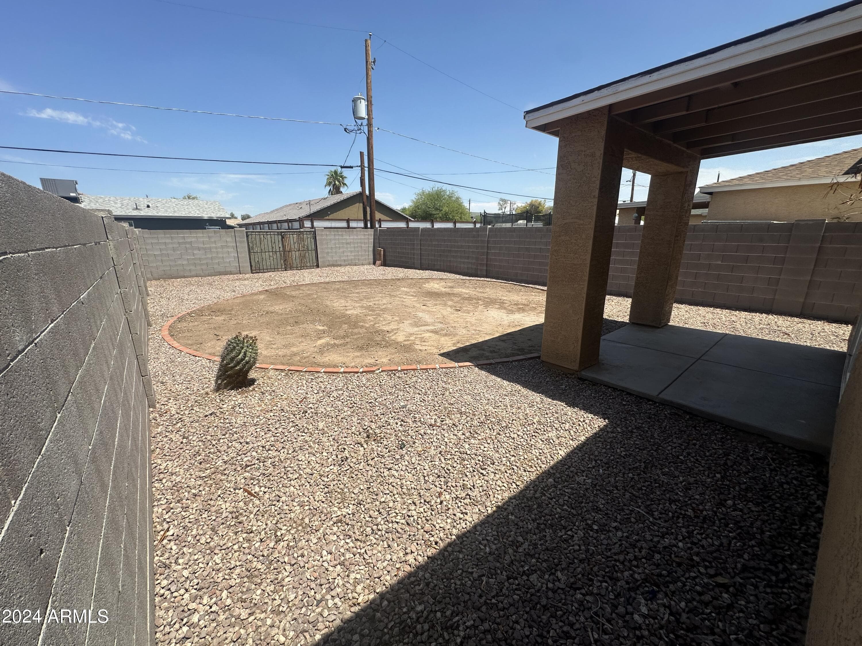 2616 E SOUTHGATE Avenue 2, Phoenix, AZ 85040 — photo 23 of 75