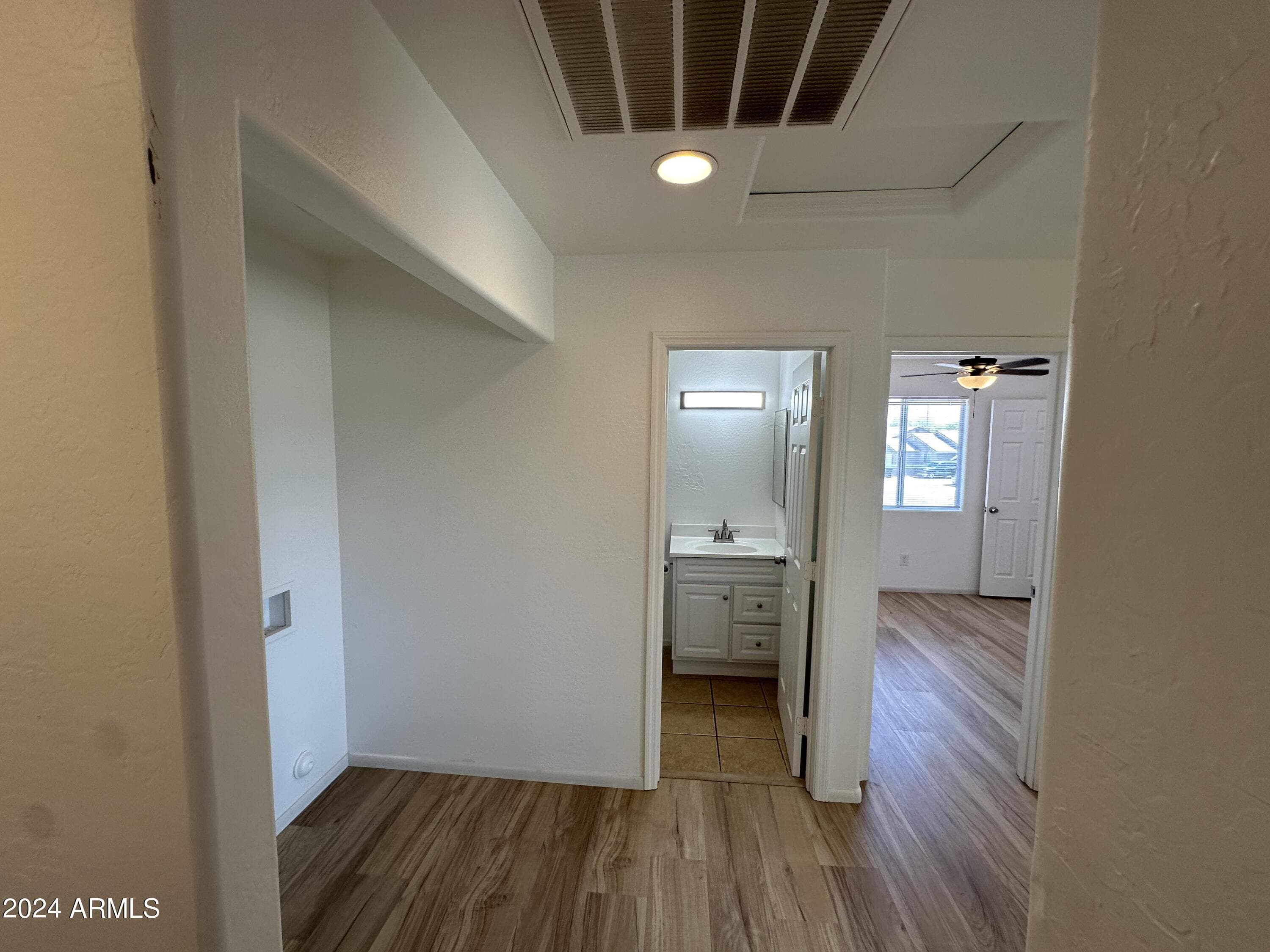 2616 E SOUTHGATE Avenue 2, Phoenix, AZ 85040 — photo 50 of 75