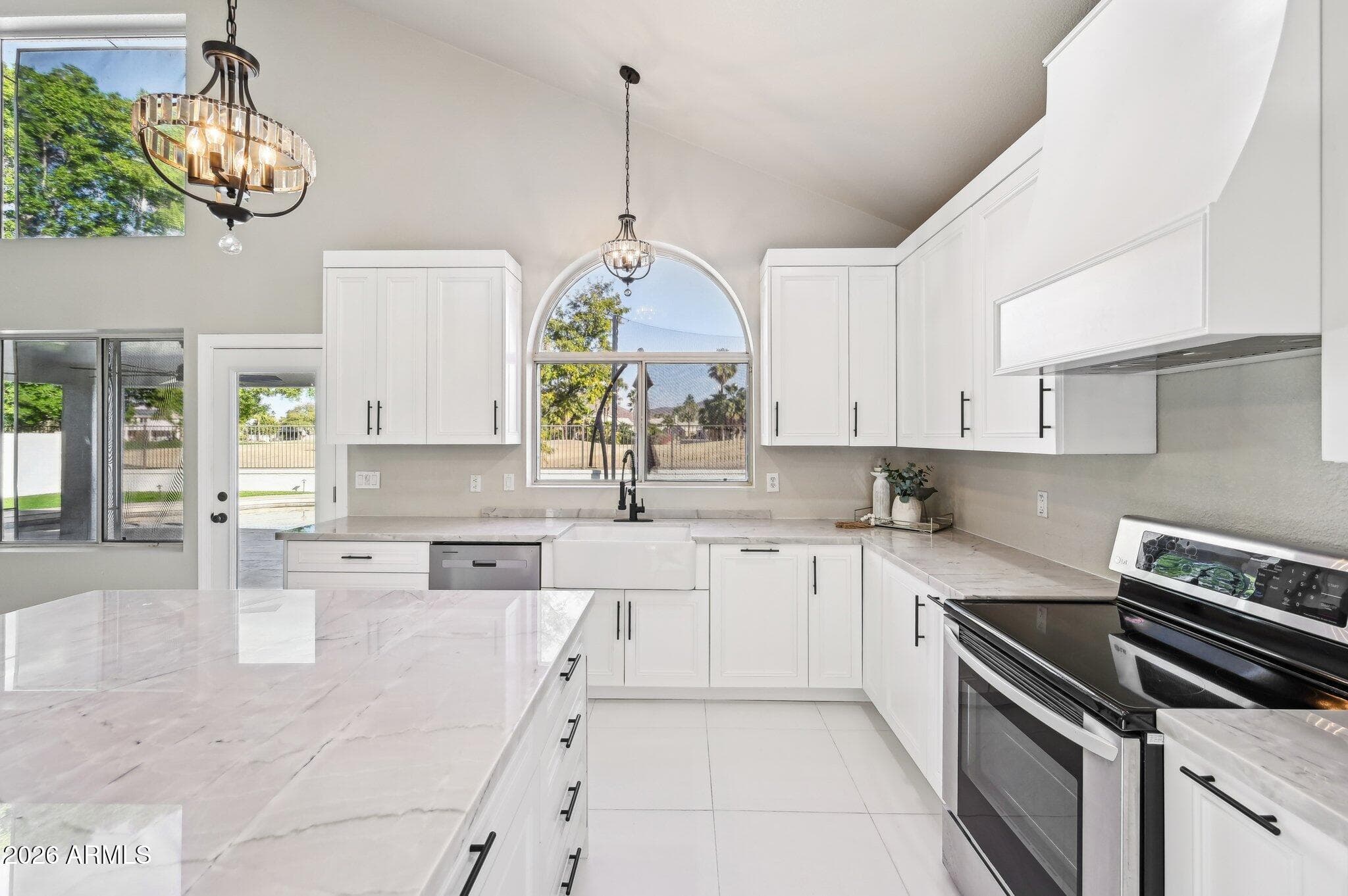 6270 W ROSE GARDEN Lane, Glendale, AZ 85308 — photo 14 of 41