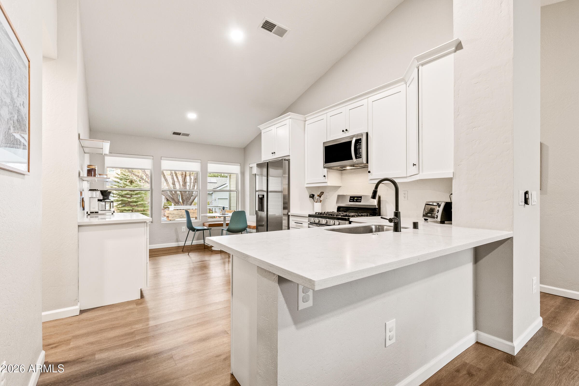1017 W LIL BEN Trail, Flagstaff, AZ 86005 — photo 10 of 33