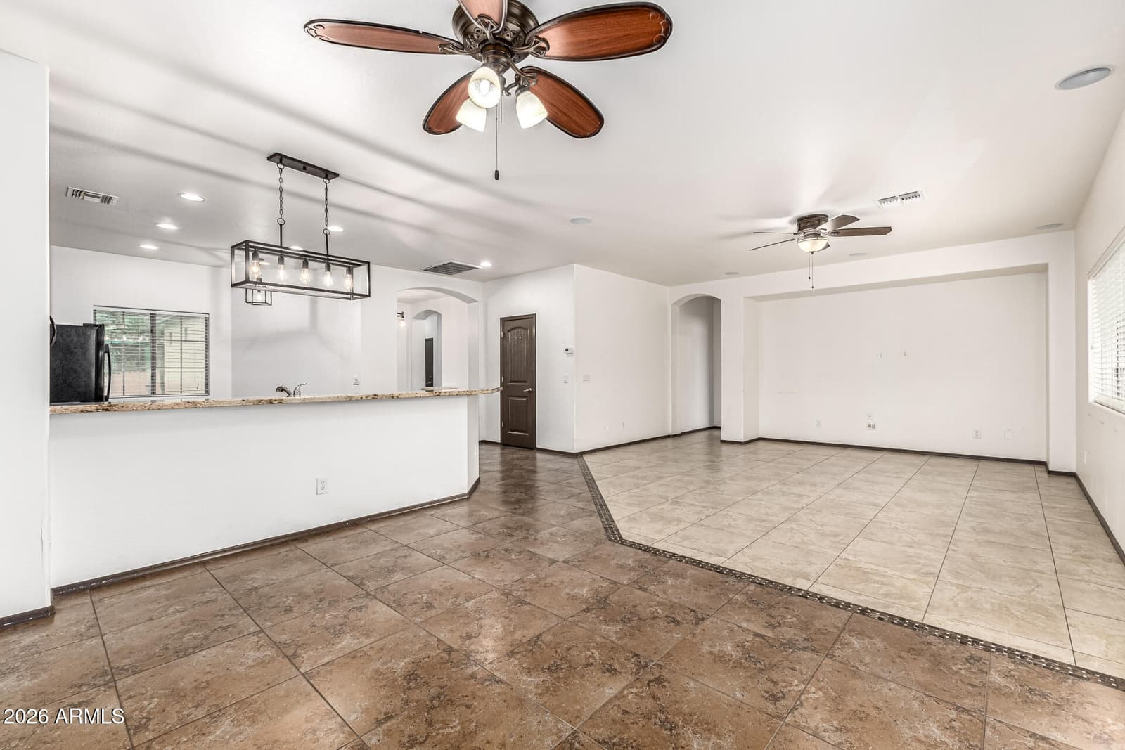 525 W REEVES Avenue, San Tan Valley, AZ 85140 — photo 8 of 30