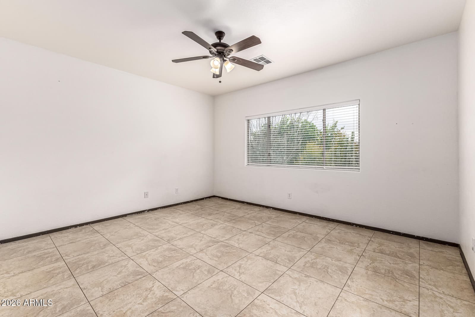525 W REEVES Avenue, San Tan Valley, AZ 85140 — photo 12 of 30