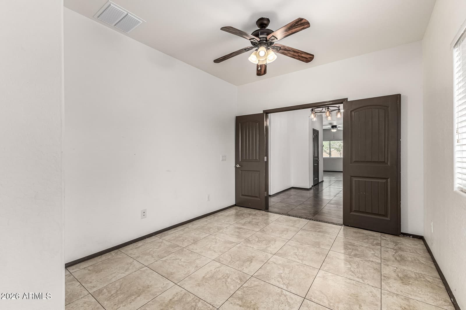 525 W REEVES Avenue, San Tan Valley, AZ 85140 — photo 22 of 30