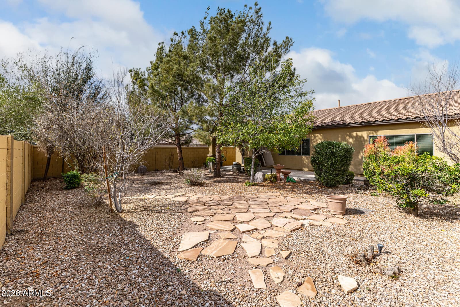 525 W REEVES Avenue, San Tan Valley, AZ 85140 — photo 29 of 30