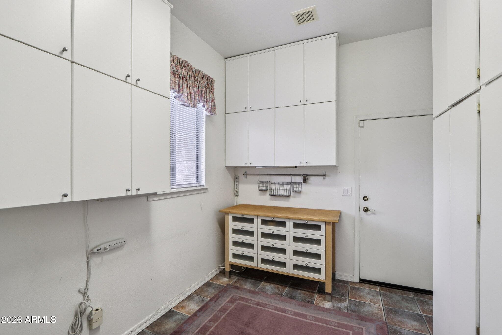 5727 S GOLDEN BARREL Court, Gold Canyon, AZ 85118 — photo 16 of 44