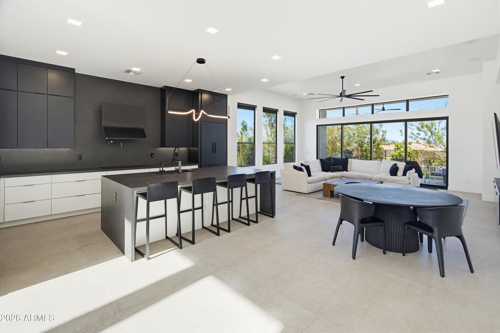 3350 E HIGHLINE CANAL Road, Phoenix, AZ 85042 — photo 17 of 93
