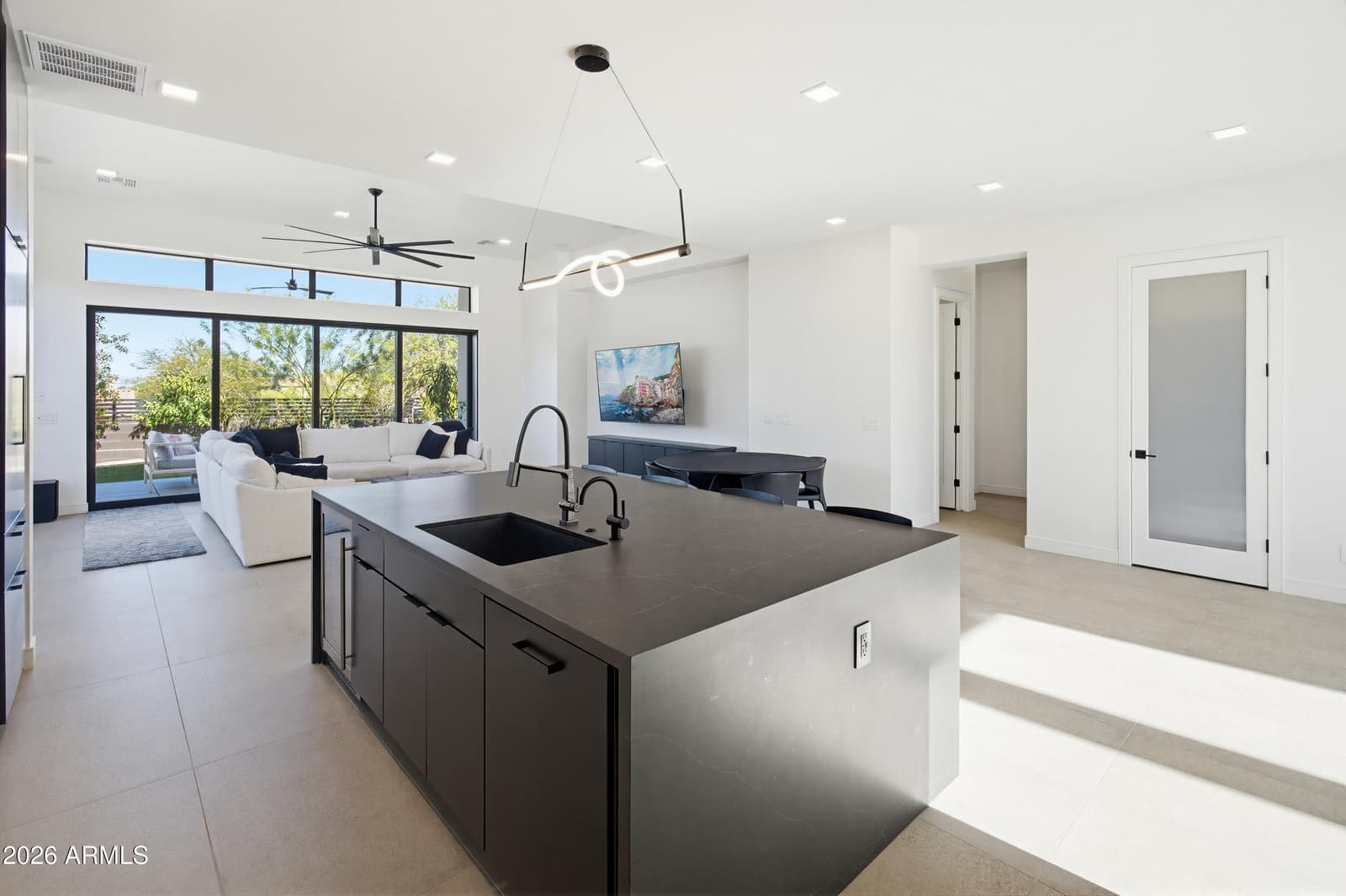 3350 E HIGHLINE CANAL Road, Phoenix, AZ 85042 — photo 13 of 93