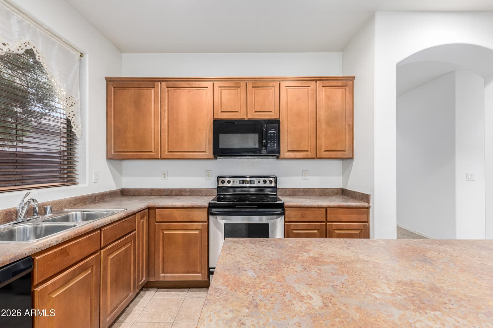 8432 W PALO VERDE Avenue, Peoria, AZ 85345 — photo 10 of 36