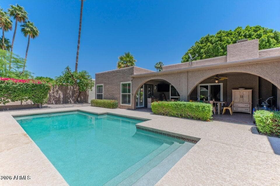 7302 E ROSE Lane, Scottsdale, AZ 85250 — photo 33 of 36