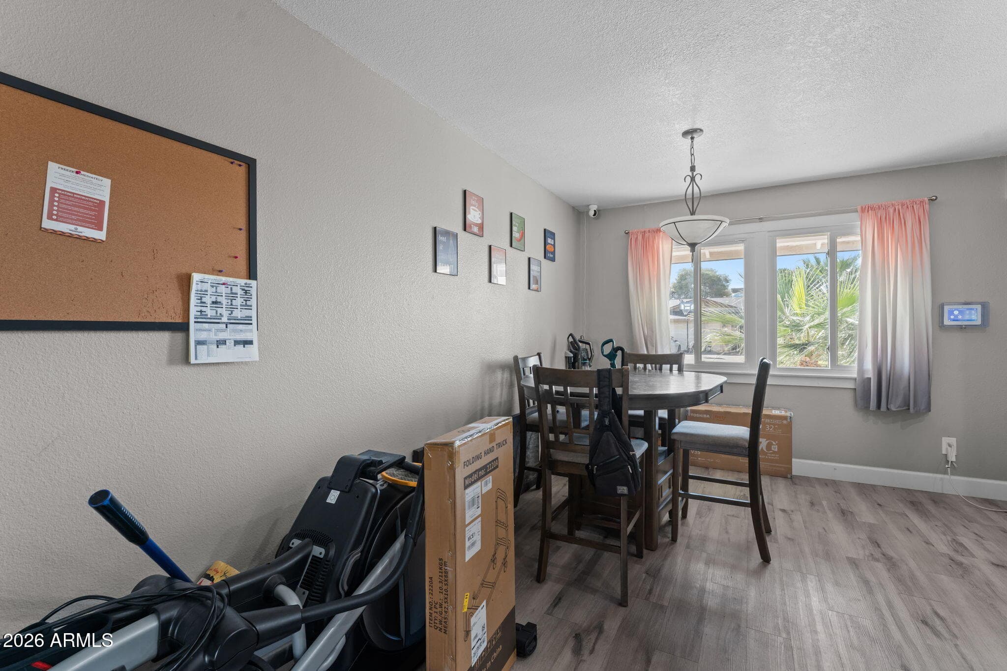 3640 W BANFF Lane, Phoenix, AZ 85053 — photo 10 of 26