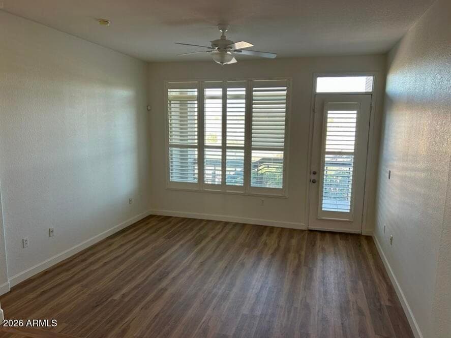 425 W RIO SALADO Parkway 112, Tempe, AZ 85281 — photo 5 of 16