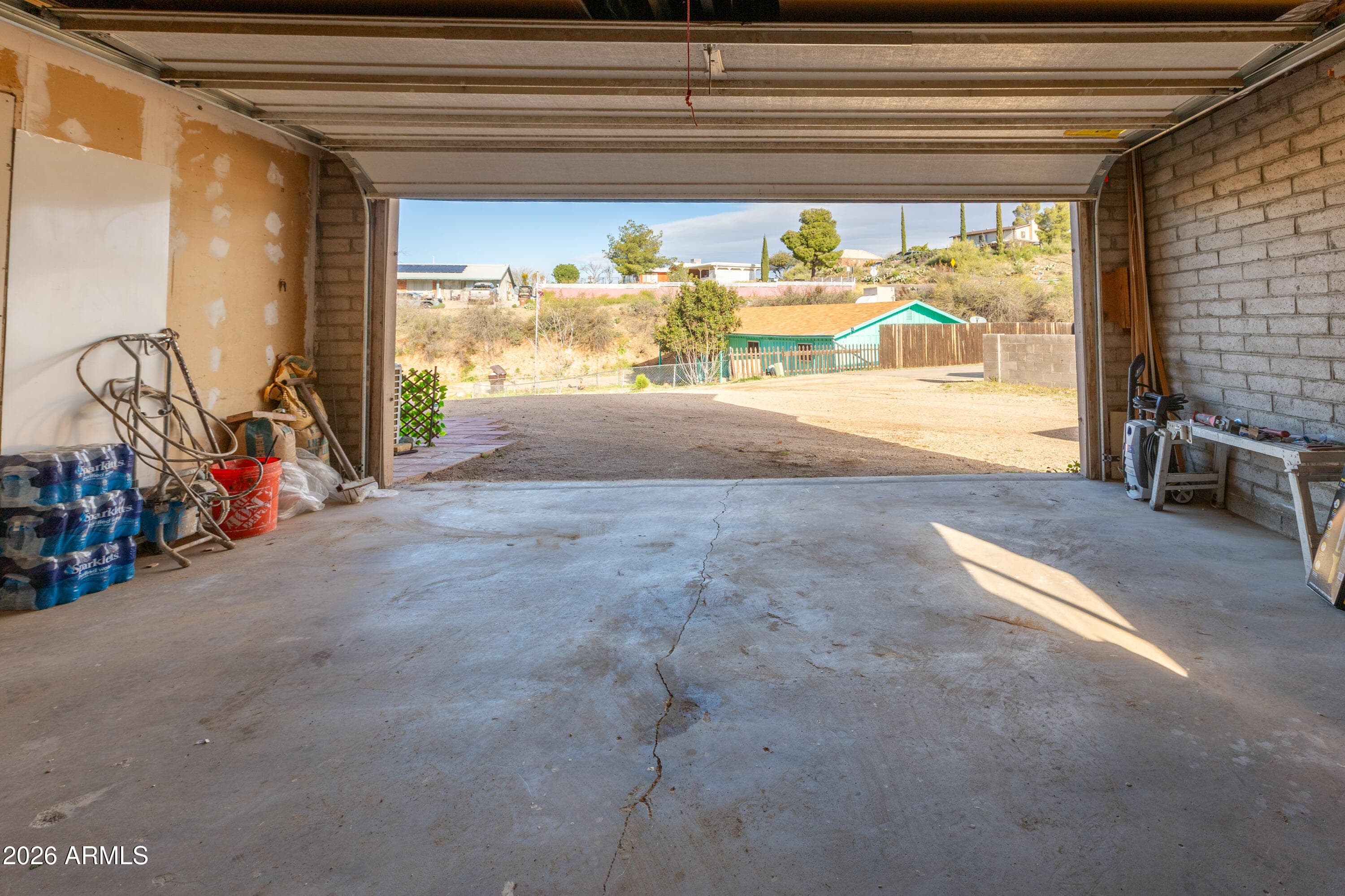 648 E PRICKLY PEAR Drive, Globe, AZ 85501 — photo 11 of 35