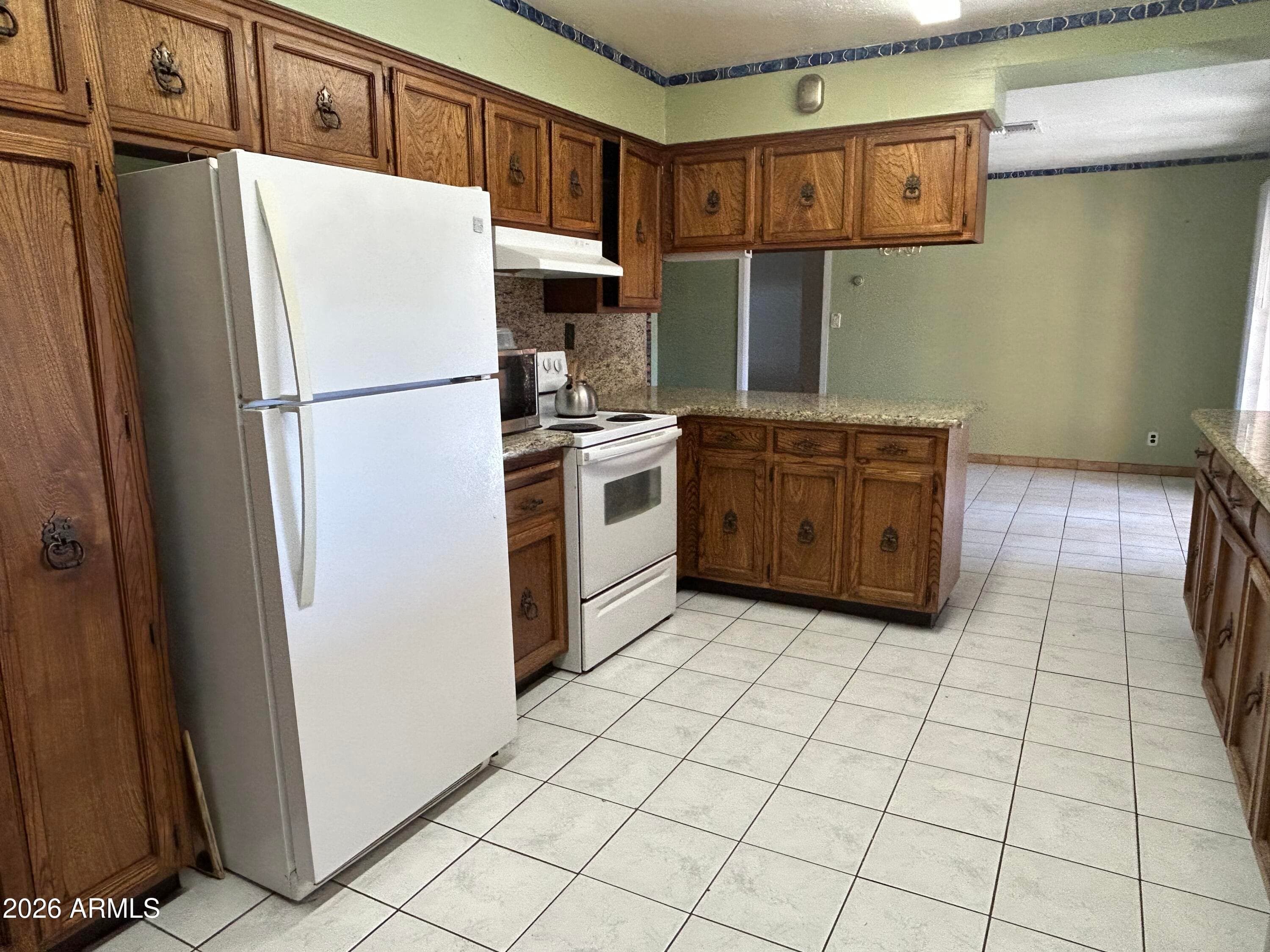10517 W CATALINA Drive, Avondale, AZ 85392 — photo 19 of 62